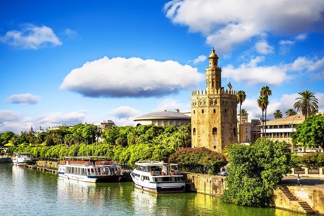 Seville: Cathedral & Giralda Guided Tour with Tickets - What to Expect from the Experience