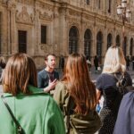 Seville Former Jewish Quarter Walking Tour: Santa Cruz - Exploring the Santa Cruz Neighborhood