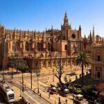 Seville Private walking tour with skip the line tickets to Cathedral and Alcazar - Why This Tour Stands Out