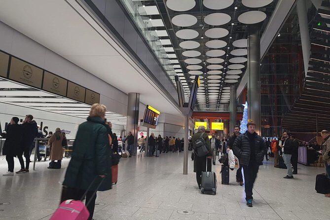 Shared Shuttle Service from Gatwick to your Hotel in London - Breaking Down the Experience