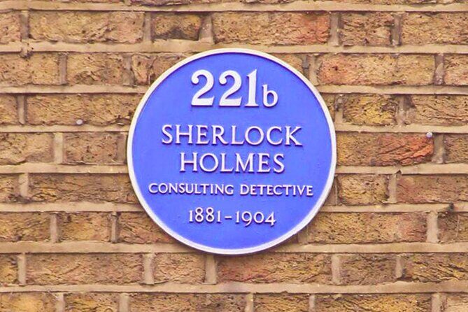 SHERLOCKTRAIL: Solve a Murder with Holmes (Self-Guided Walk) - Who Is This Tour Best For?
