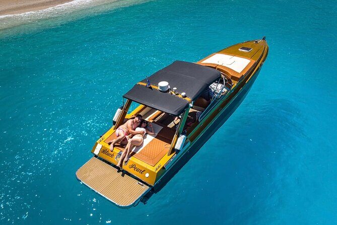 Shipwreck and Blue Caves Yacht Tour - Who Will Love This Experience?