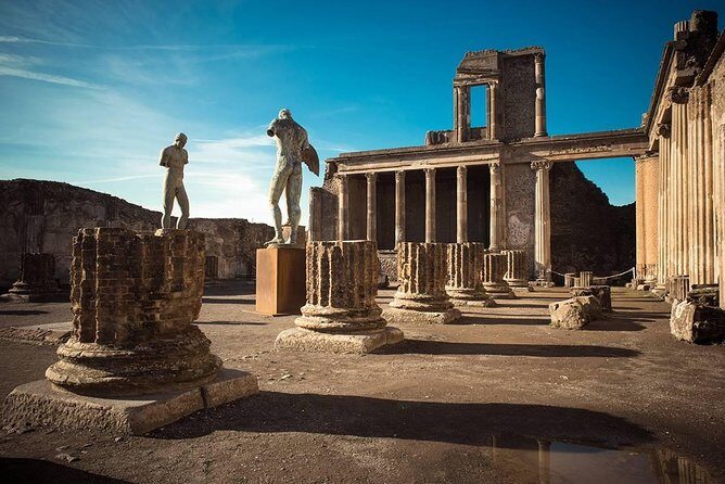 Shore excursion of Pompeii, Vesuvius, Herculaneum. - Why This Tour Works Well