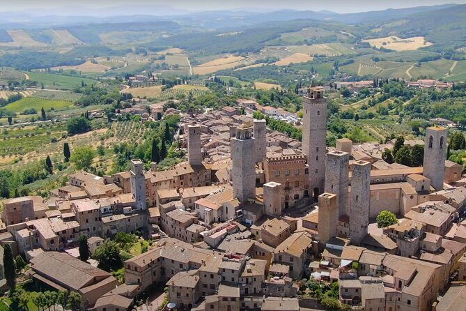 Siena and San Gimignano in Tuscany Private Day Tour - San Gimignano: The Towering Medieval Town