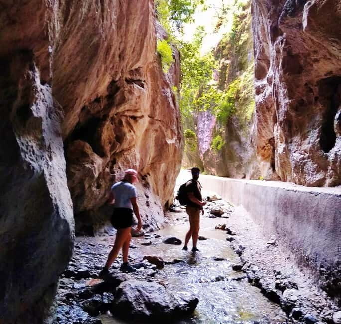 Sierra Nevada Canyon Hike with Pup Guide - The Route: What to Expect on Your Canyon Adventure