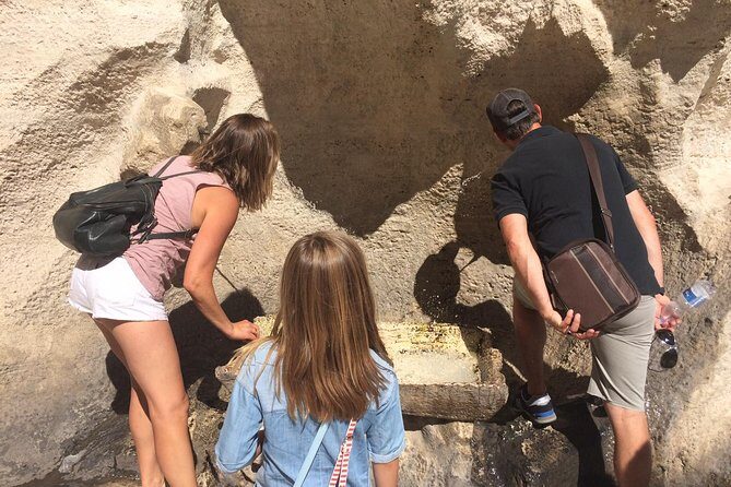 Sightseeing Walking Tour of Rome By Night: Trevi Fountain & Other Highlights - Practical Details and Tips for Your Night Tour