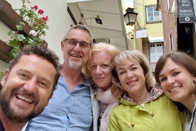 Sintra to Cascais: 2 Palaces, 4 Sites, Small Group 10 Hour Tour - Practical Aspects & What You’ll Get