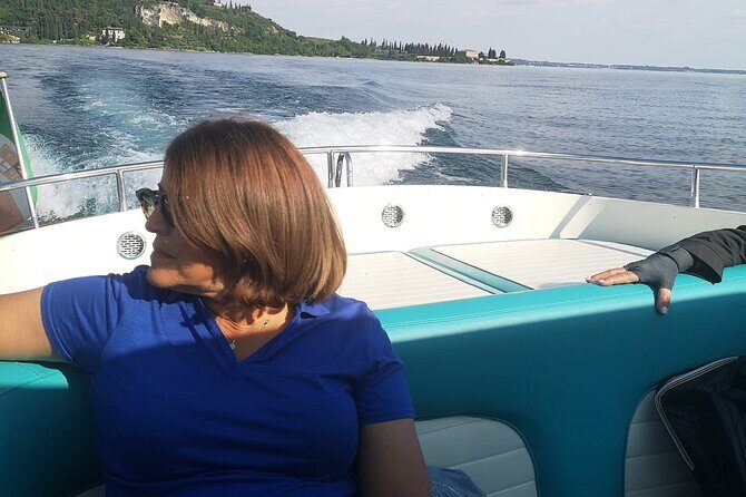 Sirmione off the Crowds Boat and Walking Tour with a Drink - Included and Not Included: What You Get