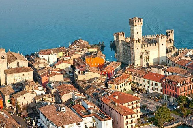 Sirmione & Verona, Lake Garda, private guided tour from Milan - Authenticity and Hidden Gems