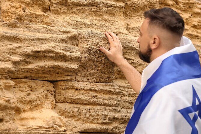 Skip-the-line Great Synagogue and Jewish Museum Private Tour - Who Will Love This Tour?