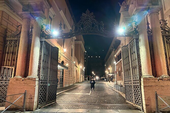 Skip the Line Vatican and Sistine Chapel Private Night Tour - Why This Tour Stands Out