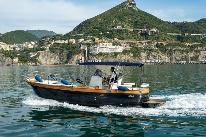 Small group boat tour with Amalfi and Positano - An In-Depth Look at the Experience