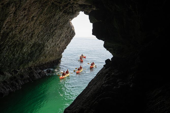 Small Group Kayak Tour along Sesimbra - Arrábida Natural Park - Who Will Love This Experience?