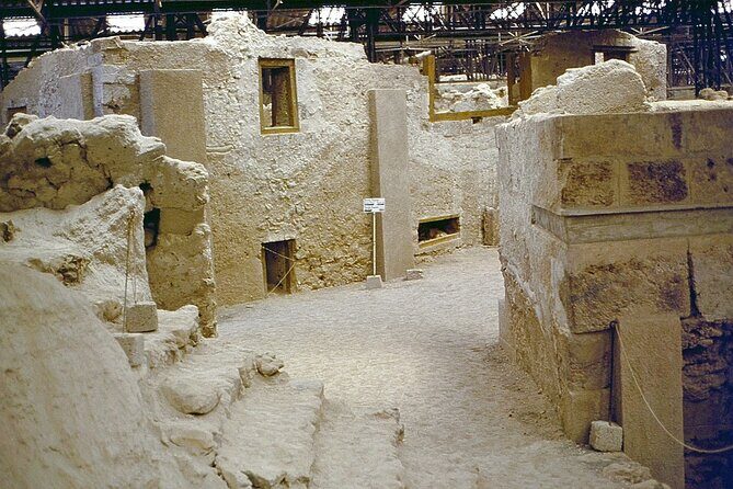 Small Group Santorini Discovery Tour with Lunch and Wine Tasting - Transportation & Group Size