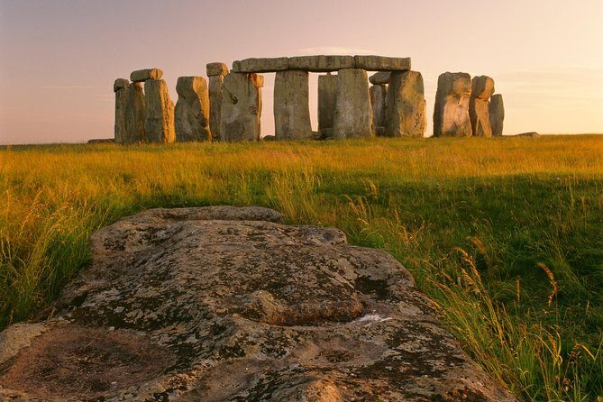 Small-Group to Bath, Lacock, Avebury and Stonehenge from London - The Value of This Tour