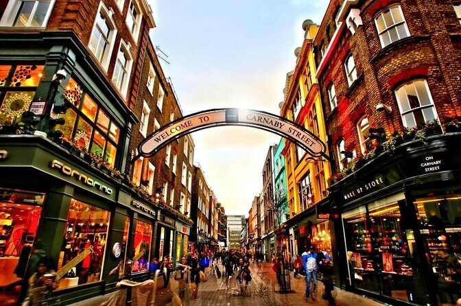 Soho Instagram Self-Guided Walking Tour - Top Photo Spots - Who Would Enjoy This Tour?