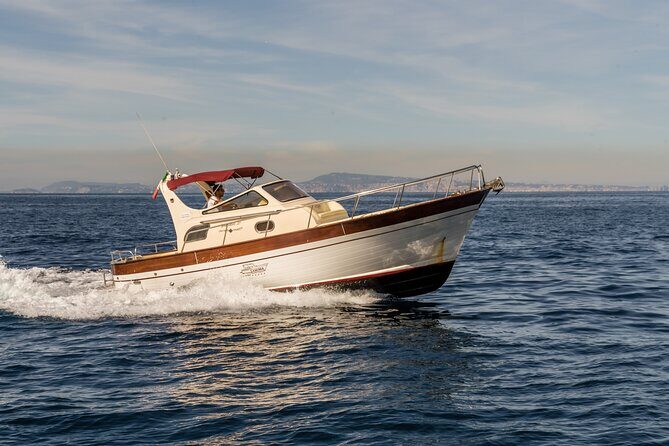 Sorrento: Private boat Capri&Positano - Gozzo Sorrentino 8.50 - A Deep Dive into the Experience