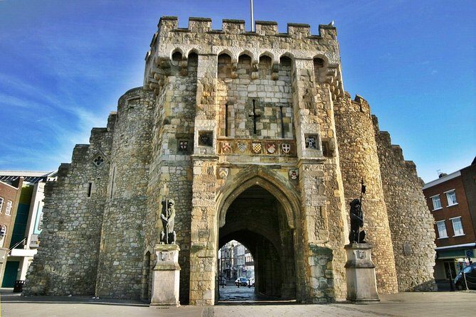 Southampton Airport to Southampton Port or Hotel - Meet and Greet Service: The Personal Touch