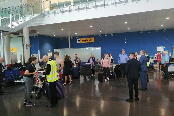 Southampton Cruise Terminal/Hotel to London with Stops at Salisbury & Stonehenge - What Reviewers Say