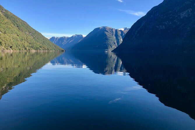 Spectacular E-Bike Trip to the Mountain Pass over Flow - Who Will Love This Tour?