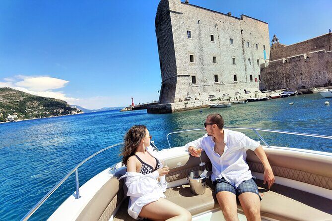 Speedboat Atlantic Marine 750, 4 or 8 hours - Onboard Comfort & Amenities