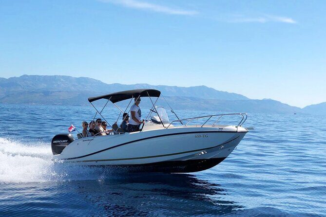 Split (airport) - Hvar (town) sea transfer - Who Should Consider This Transfer?