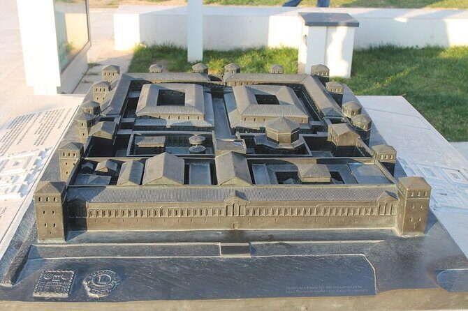 Split Old Town History and Monuments Private Guided Walking Tour - The Value of a Guided Private Tour