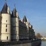 Ste Chapelle & Conciergerie Private Guided Tour with Tickets - Key Points