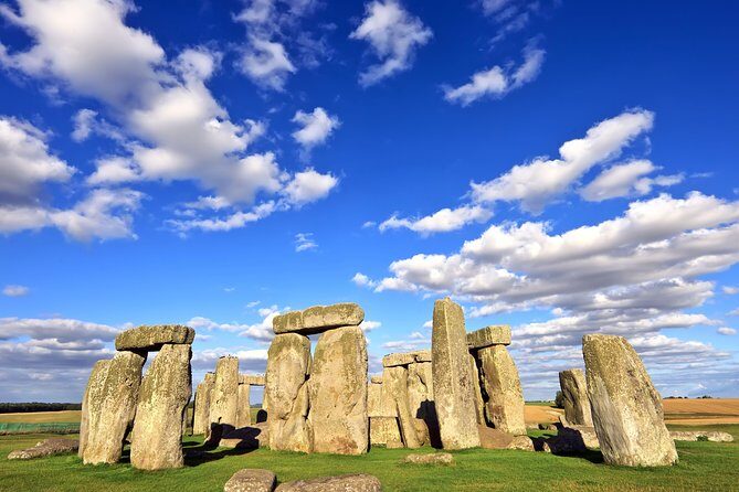 Stonehenge Half-Day Tour from London with Admission & Snack Pack - How Does This Tour Compare in Value?