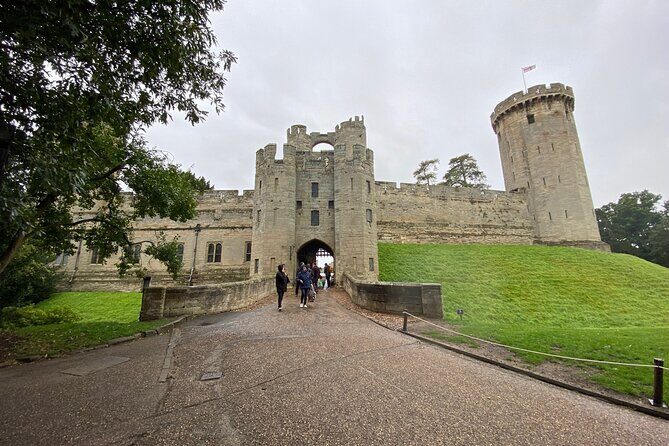 Stratford Upon Avon & Warwick Castle Private Tour - What’s Included and What’s Not