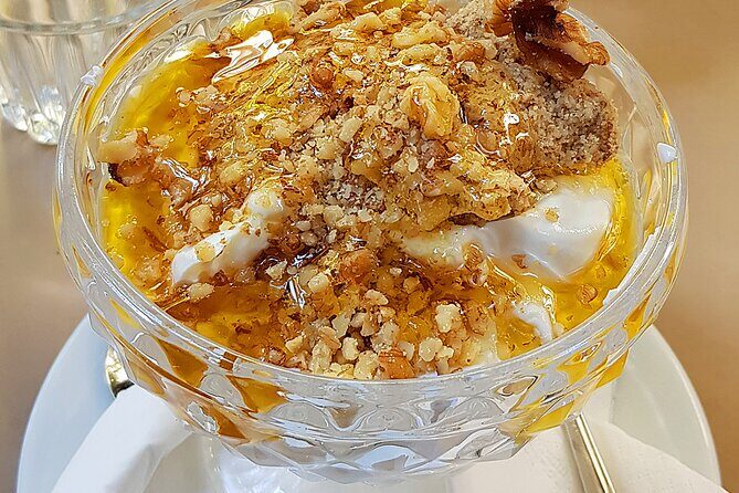 Street food tasting in the locals favorite hidden places - What Makes This Tour Stand Out?