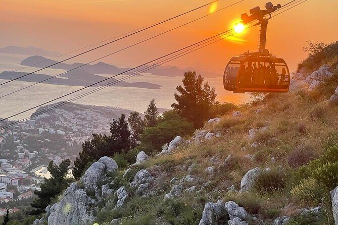 Sunset and Wine / Dubrovnik Sunset Tour and Premium Wine Tasting - Detailed Breakdown of the Itinerary