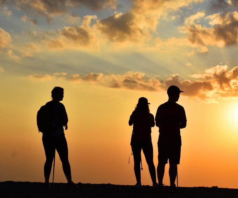 Sunset in Sierra Nevada at 2,500m altitude - The Experience: Walk, View, Photograph, and Reflect