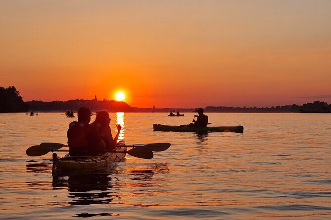 Sunset Kayak Adventure in Belgrade - FAQ