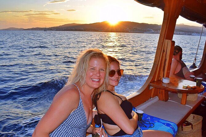 Sunset Tour Mallorca: Sunset boat trip with music & good atmosphere - FAQ