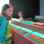 Sweet & Chocolate Family Treasure Hunt in Paris - Key Points