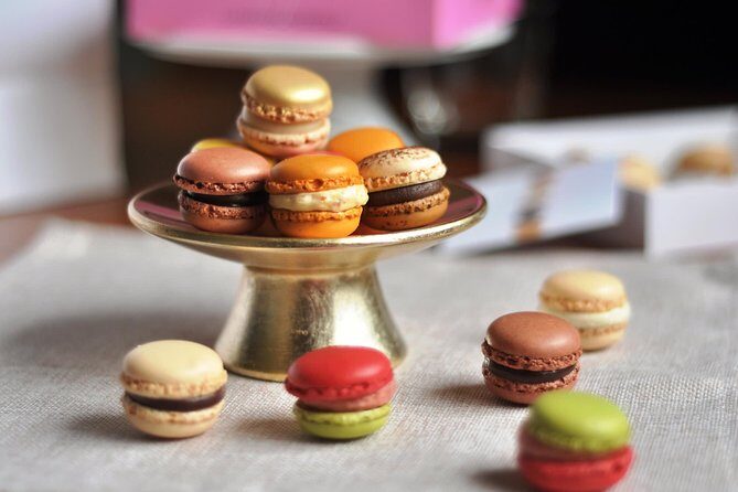 Swiss Chocolate Walking Tour of Zurich - Key Points