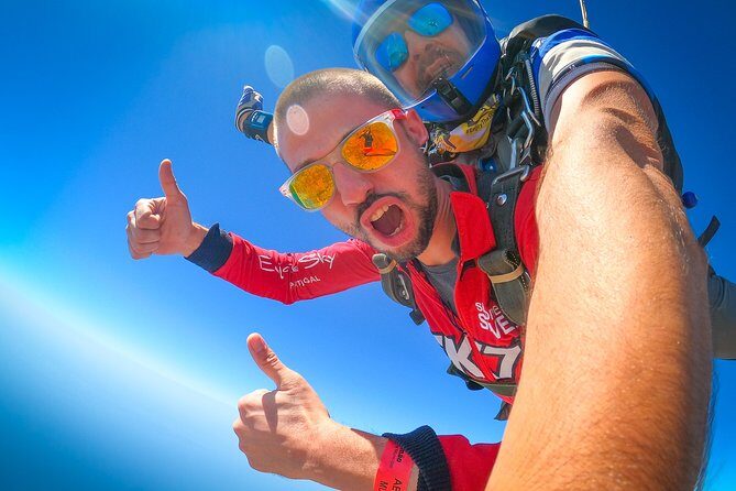 Tandem Skydiving Algarve 10.000ft 3500m - Who Should Consider This Tour?