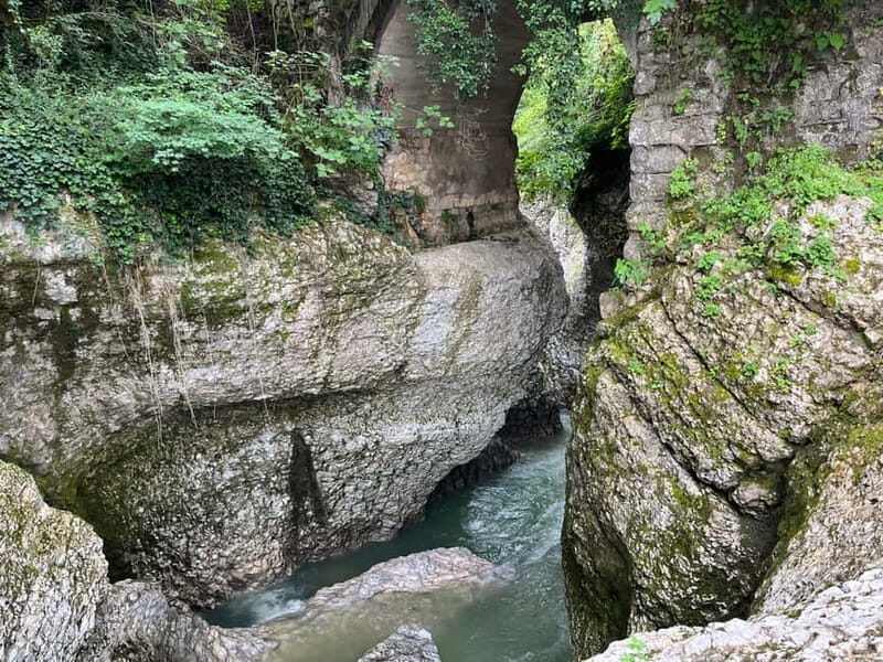 Tbilisi: Kutaisi, Bagrati, and Prometheus Cave Private Trip - Why This Tour Excels