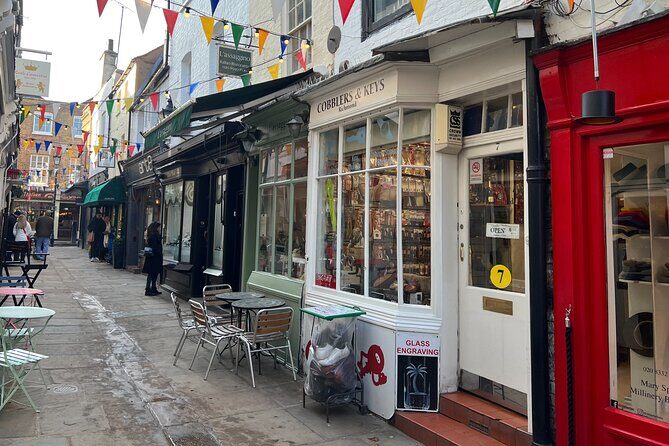 Ted Lasso Filming Locations Half-Day Tour - In-Depth Look at the Itinerary