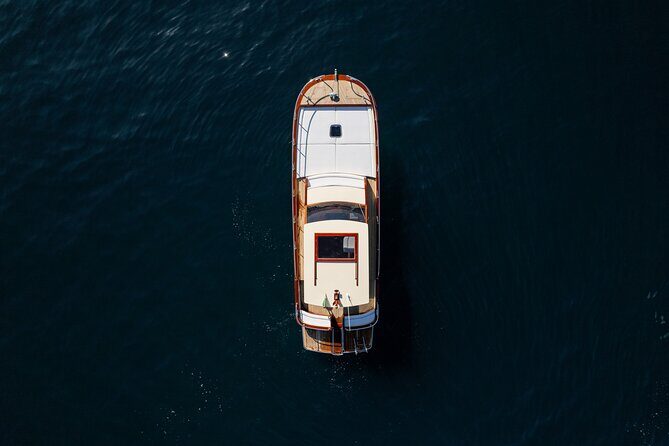 The Amalfi Coast in Private Boat from Sorrento - FAQ