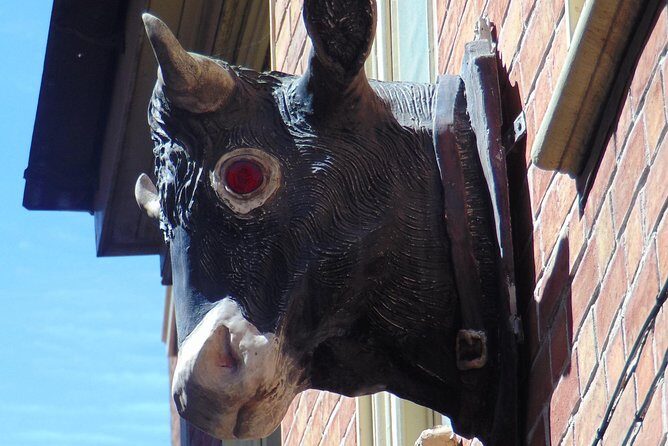 The Canterbury Classic Tour - Statue of Geoffrey Chaucer