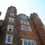 The Changing of the Guard - Exclusive Guided Walking Tour - The Value of Guided Insight and Photos