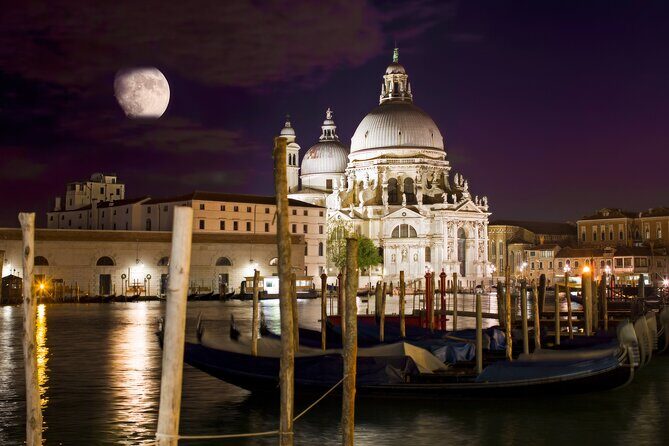 The Dark Side of Venice: Mysteries and Legends - Authentic Experiences and Practical Insights