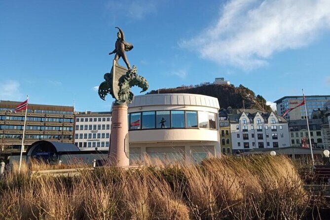 The Essence of Ålesund Self-Guided Walking Tour - The Experience of Self-Guided Exploration