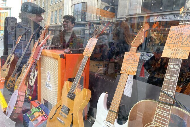 The Great British Rock and Roll Walking Tour - Practical Tips for Travelers