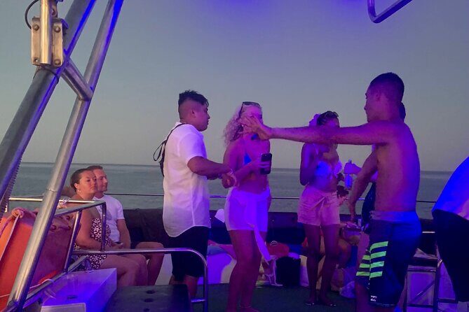 The Original 80/90's & DJ Sunset Cruise - ADULTS 16+ - FAQs