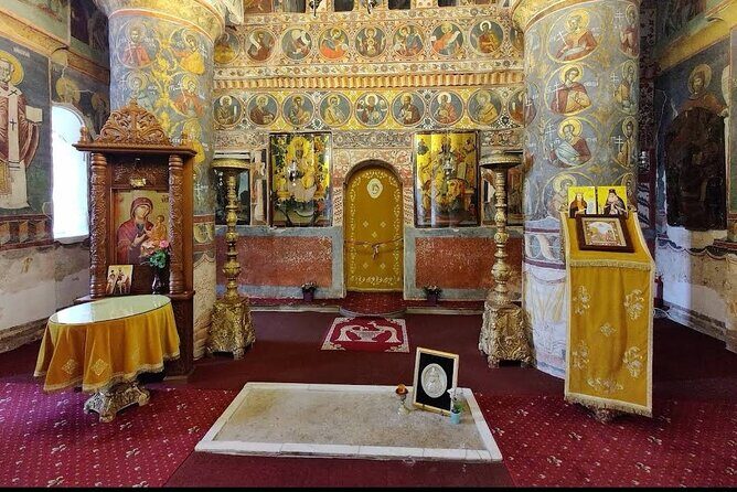 The Real Dracula's Castle in Targoviste and Dracula's Tomb - FAQ