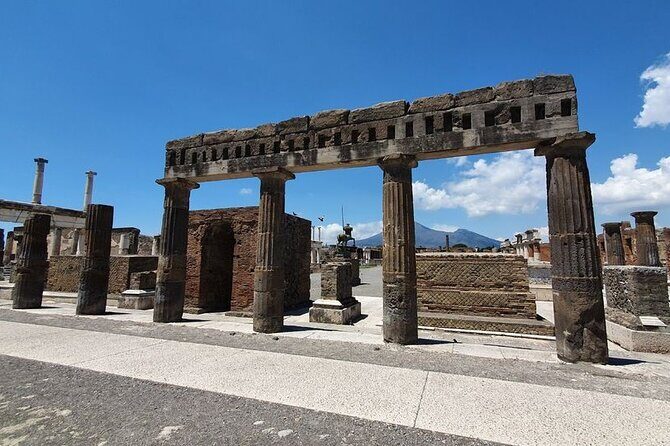 the splendour of Pompeii ruins with pompeii guide - Seamless Travel from Naples