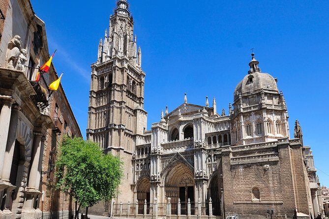Toledo and Segovia Day Trip from Madrid - Transportation and Group Size